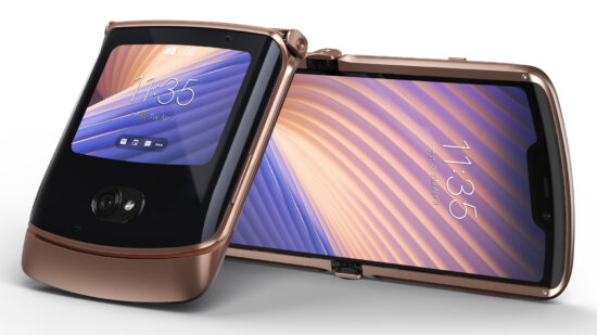 Moto Razr 2022: İncelen Ekran Çerçeveleri Dikkat Çekiyor! Moto Razr 2022: İncelen Ekran Çerçeveleri Dikkat Çekiyor!