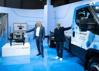 Hyundai-ve-Iveco-Hidrojen-Yakit-Hucresi-Sistemine-Sahip-Elektrikli-Minibusu-Tanitti