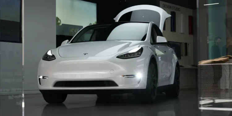 Tesla, 2022'nin 3. Çeyreğinde 343.000 Araç Teslim Etti