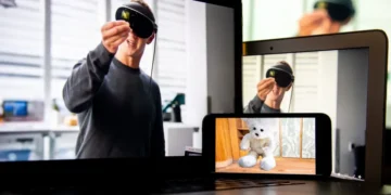 Meta'nın Yeni Sanal Gerçeklik Başlığı Hayal Kırıklığına Uğrattı