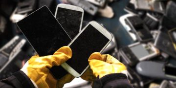 E-atık: 2022'de 5 milyar telefon çöpe atılacak