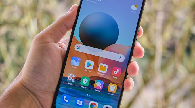 Xiaomi 13'ün Bazı Özellikleri Sızdırıldı!
