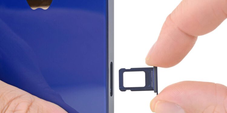 Apple, iPhone 14 Serisindeki "SIM Desteklenmiyor" Hatasını Kabul Etti!