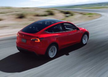 Tesla Model Y Avrupa'da Birinci !