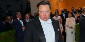 Tesla Hisseleri %35'ten Fazla Düştü