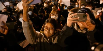 Apple, Protestolardan Haftalar Önce Çin'de Önemli Bir AirDrop İşlevini Sınırladı