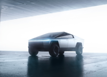 Tesla, Cybertruck Üretimi İçin Personel Alıyor!