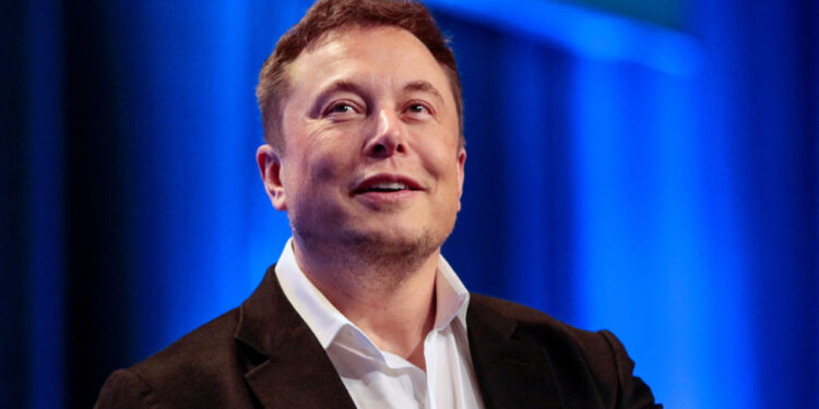 Elon-Musk-Tesla-Calisanlarini-Twittera-Tasiyor