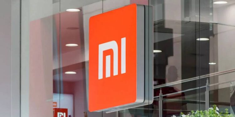Henuz-Piyasaya-Surulmemis-Xiaomi-Katlanabilir-Prototipinin-Goruntuleri-Internette-Yayinlandi