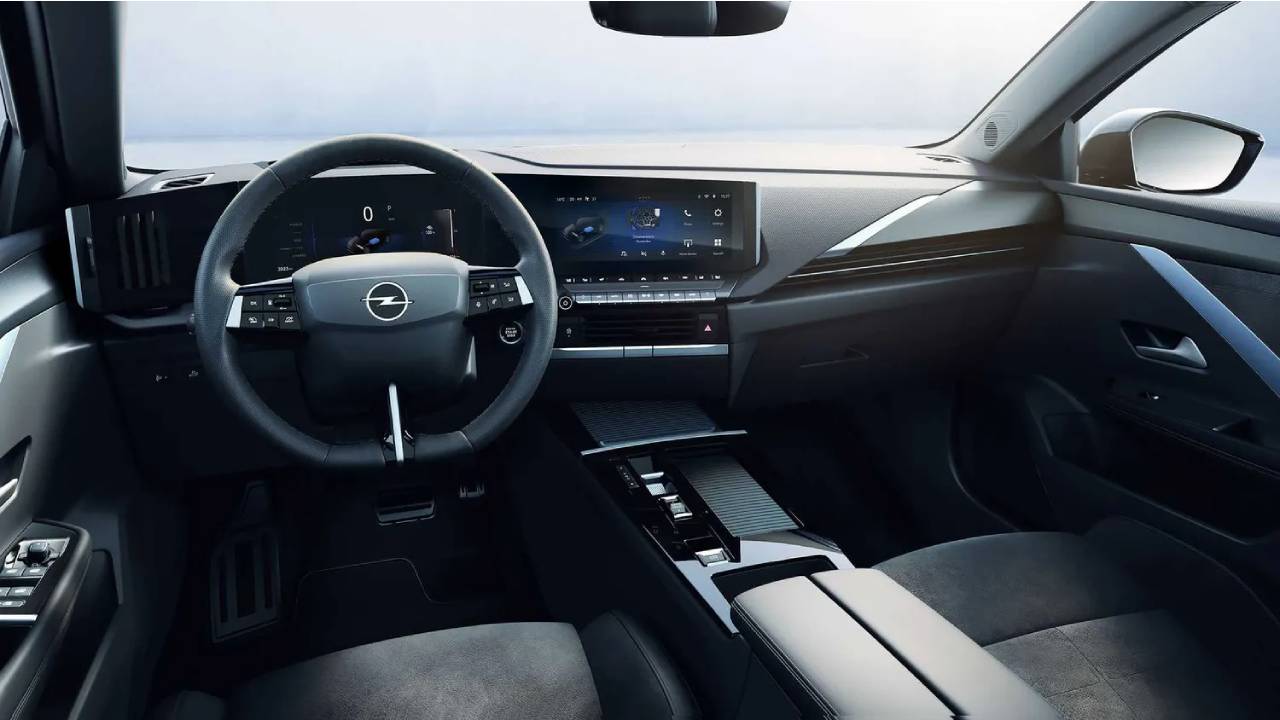 Opel-416-Kilometre-Menzile-Sahip-Elektrikli-Astra-Hatchbacki-Tanitti2