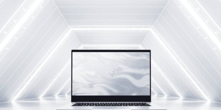 Razer-2022-Blade-14un-USB-C-Baglanti-Noktalarini-Aygit-Yazilimi-Araciligiyla-USB4e-Yukseltiyor