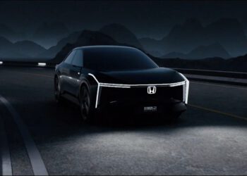 Honda Çin Pazarı İçin Ürettiği Elektrikli Arabasını Tanıttı!