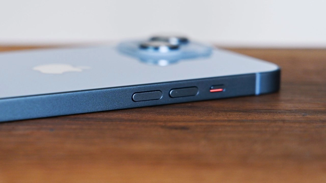 iPhone 15, MacBook'tan İzler Taşıyacak