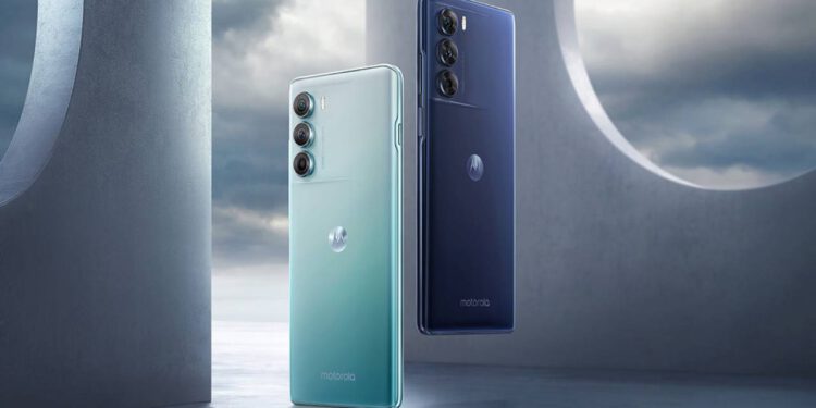 Moto Edge 40 Pro, İddialı Geliyor !