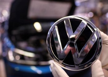 Volkswagen, Twitter'daki Reklam Anlaşmalarını Askıya Aldı !