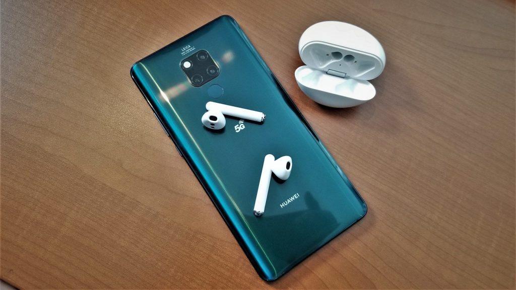 Huawei, Büyük Bir Sahte Kulaklık Üreticisini Çökertti