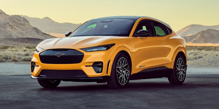 Ford, 150.000 Mustang Mach-E Üretti, Hedef 270.000!