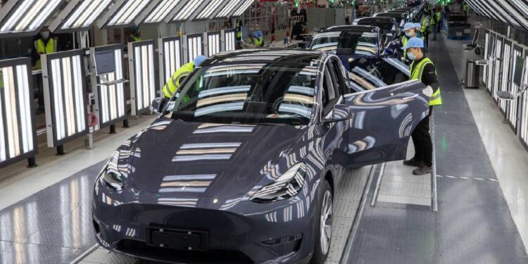 Tesla Şanghay Fabrikası, Kasım Ayında Satış Rekoru Kırdı