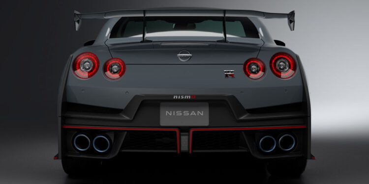 Nissan GT-R 2030 yılında yeniden yollara çıkıyor! Efsane sahalara dönecek! 2024-Nissan-GT-R-Tanitildi-Iste-Tasarimi-ve-Ozellikleri-2