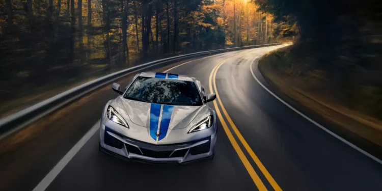 Ilk-Elektrikli-Corvette-Duyuruldu-Corvette-E-Ray