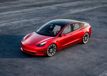 Tesla Müjdeyi Verdi! Tesla Türkiye Pazarına Geliyor!