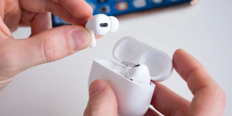 Apple AirPods Üretimini Hindistan'a Taşıdı