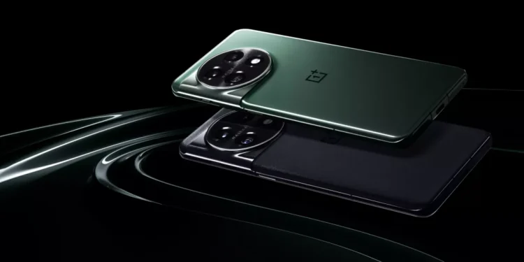 OnePlus 11R Ufukta Göründü! Tanıtım Yakında!