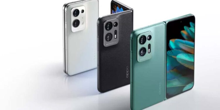 OPPO Find N2 Flip Güncelleme Konusunda Memnun Edecek!