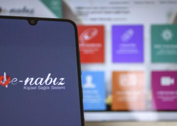 e-Nabız Depremden Sonra Yakınlarını Bulamayanlar İçin Fotoğraf Özelliğini Getirdi
