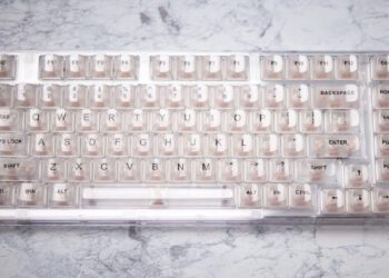 Dell Şeffaf Mekanik Oyun Klavyesi Görücüye Çıktı
