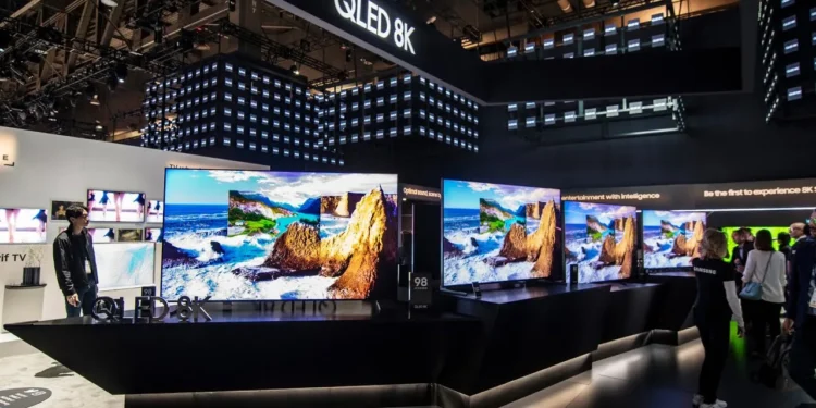 Samsung TV Pazarında Rakip Tanımıyor!