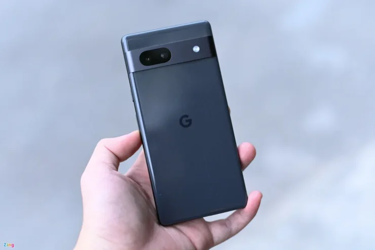 Google Pixel 7a Daha Tanıtılmadan Kanlı Canlı Görüntülendi!