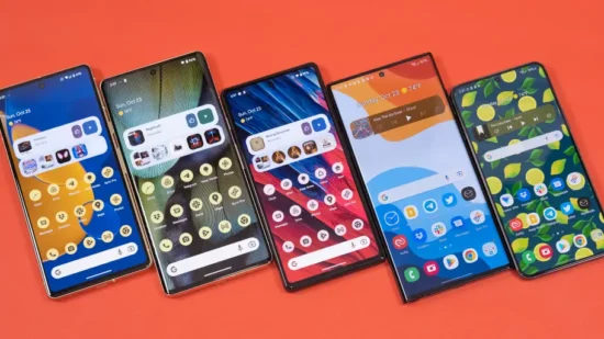 En İyi 10 Android Akıllı Telefon Açıklandı