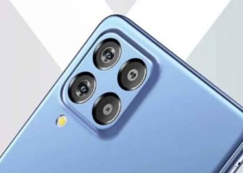 Galaxy M54 İçin Geri Sayım Başladı! Orta Seviye Alev Aldı!