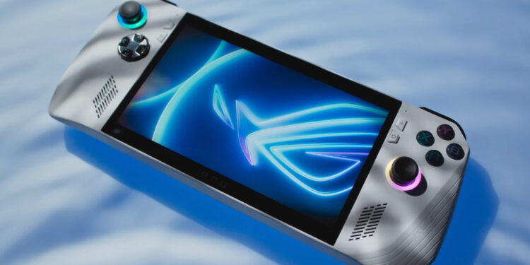 ASUS ROG ALLY Steam Deck'in Pabucunu Dama Atmaya Geliyor!