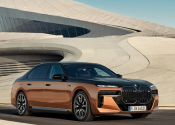 BMW i70