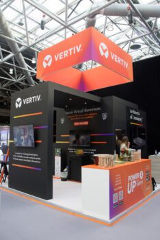 Vertiv, Datacloud Global Kongresi 2023’te En Son Yeniliklerini Sergiledi