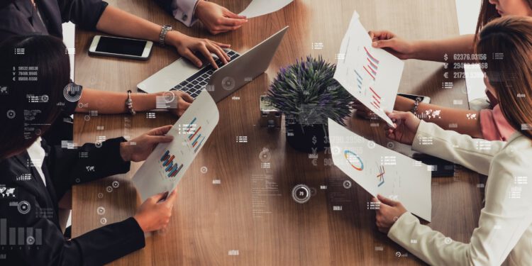 Pazar Yerinde Başarının Altın Anahtarı: Marketing Yap, Ürününü Doğru Tanıt, Yorumlara Cevapla