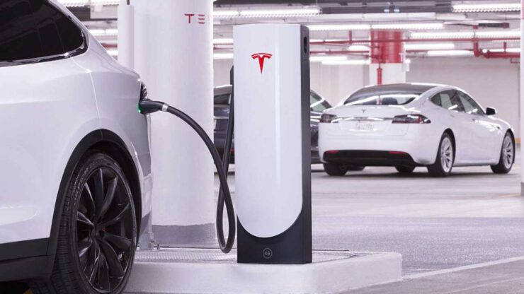 Tesla-Supercharger