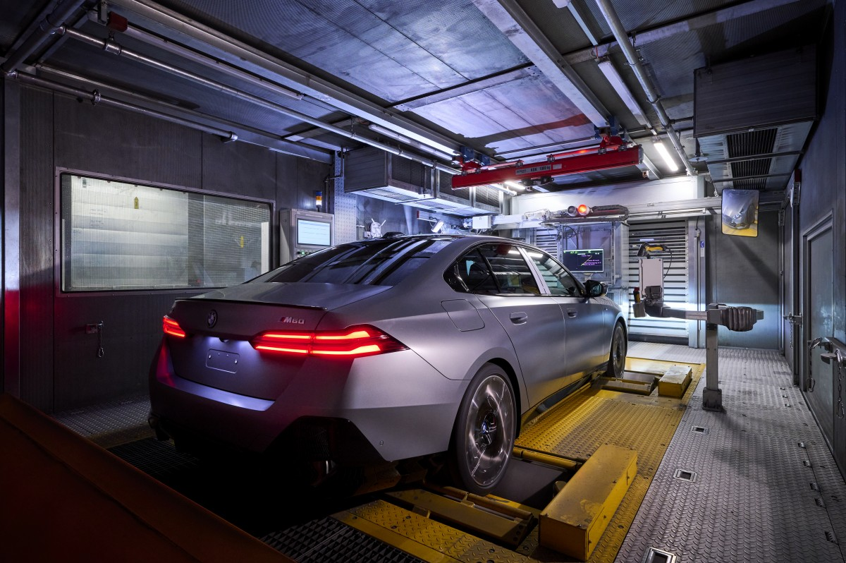 BMW i5