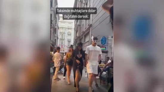 OnlyFans İçerik Üreticileri İstanbul'da Sokakta Dolar Dağıttı!