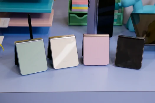 Galaxy Z Flip 6 Kamera Alanında Büyük Bir Adım Atabilir!