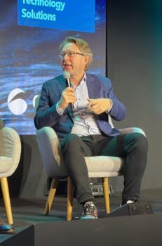 Yapay Zeka ve İş Ortağı Programlarının Geleceği: Vertiv Uzmanları, Canalys Forum 2023'te Sektör Trendlerini Tartışıyorlar