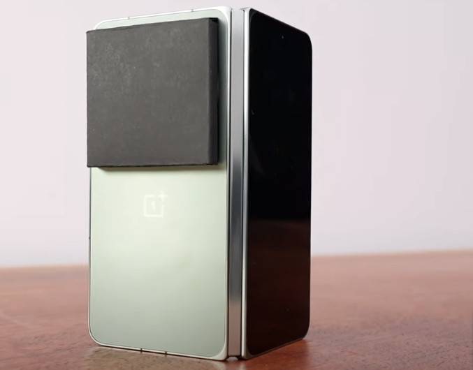 OnePlus Open kendini gösterdi tasarım bir yerden tanıdık