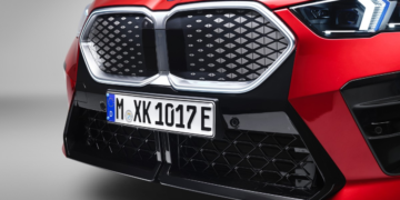 BMW iX2 yenilendi! Tasarım oldukça tartışmalı