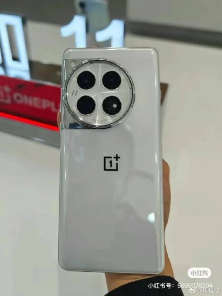 OnePlus 12