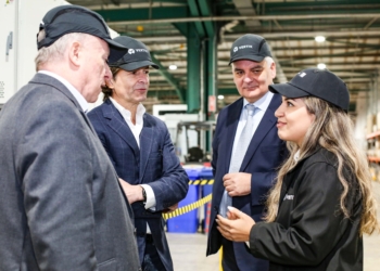 Vertiv jobs announcement

Philip O’Doherty, managing director of E&I business, Vertiv, Giordano Albertazzi, Vertiv CEO, and Mel Chittock, interim CEO, Invest NI chatting to Melika Azhdari, MV Project manager, during a tour of the Campsie site following the announce of approx. 200 new jobs.

Credit © Lorcan Doherty
