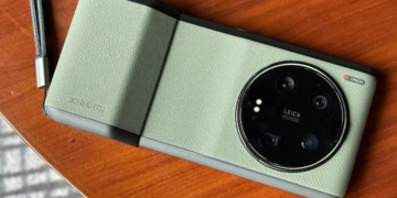 Xiaomi 14 Ultra düz ekrana sahip olacak