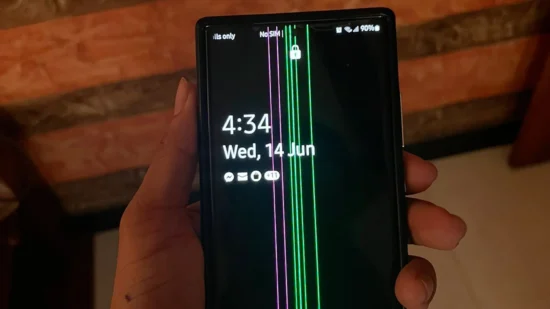 Samsung ücretsiz ekran değişimi ekranda yeşil çizgi