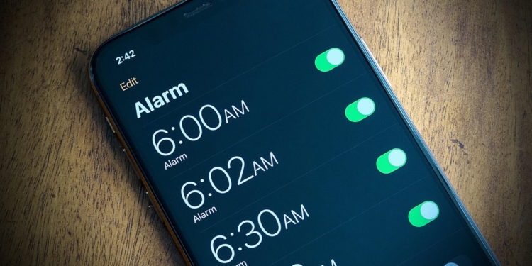 iPhone Alarm Sorunu